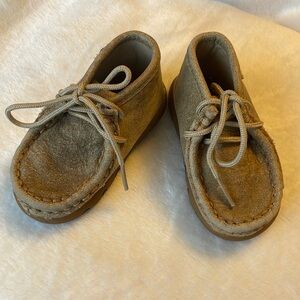 Kids toddler kids twisted X size 5 shoes